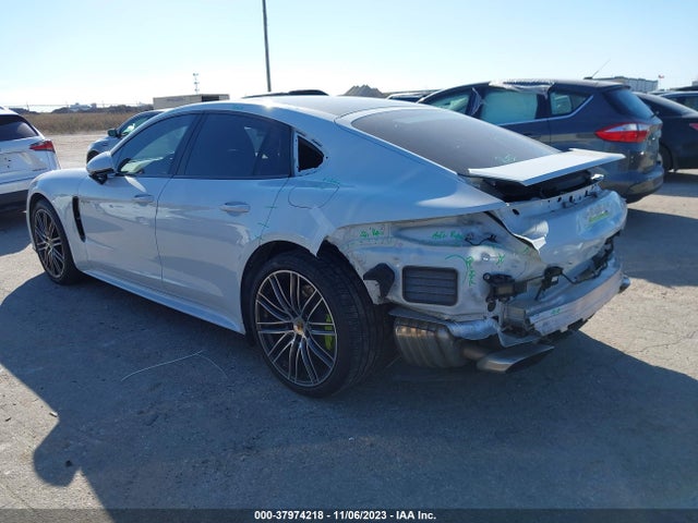 2018 PORSCHE PANAMERA E-HYBRID WP0AE2A74JL130523 Photo 2