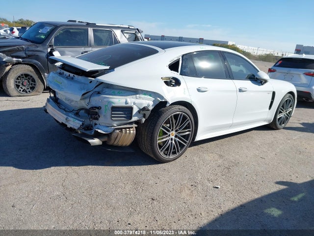 2018 PORSCHE PANAMERA E-HYBRID WP0AE2A74JL130523 Photo 3