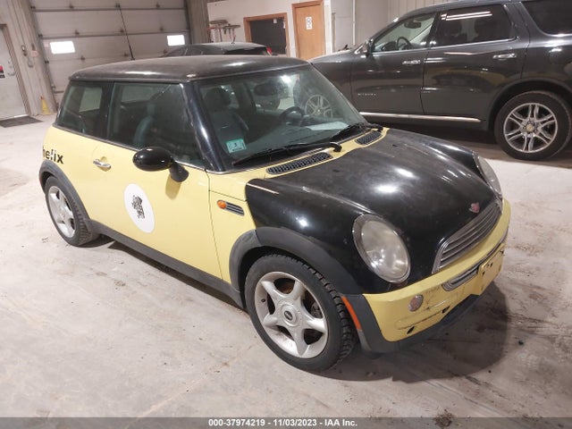 2002 MINI COOPER HARDTOP WMWRC33432TC31121 Photo 0
