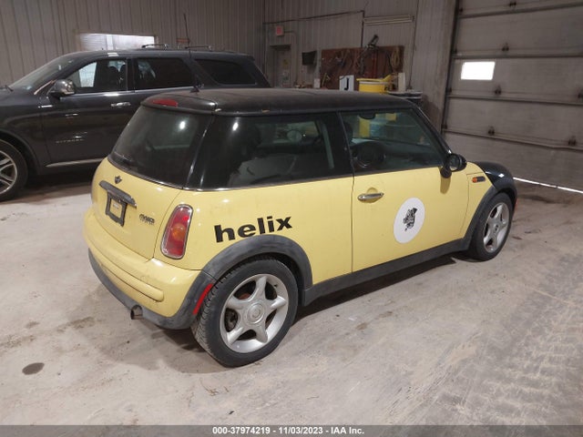 2002 MINI COOPER HARDTOP WMWRC33432TC31121 Photo 3