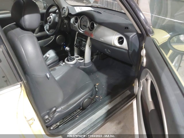 2002 MINI COOPER HARDTOP WMWRC33432TC31121 Photo 4