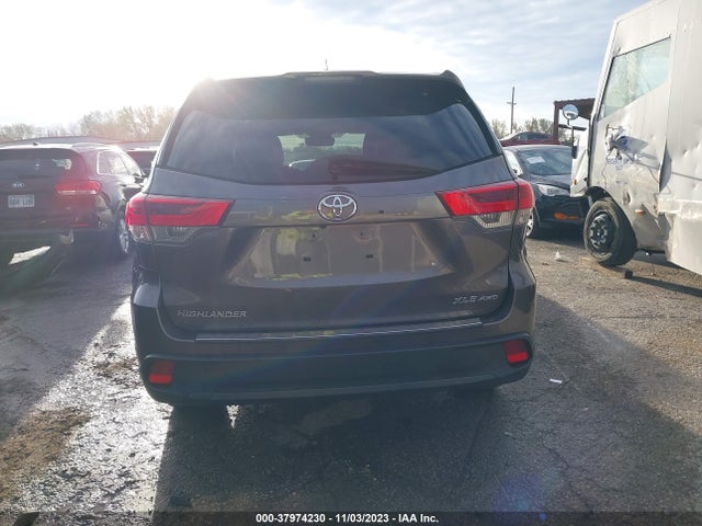 Toyota Highlander Xle 2019 5TDJZRFH5KS959907 Image 17