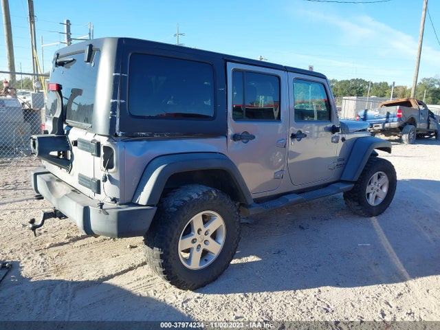 2016 JEEP WRANGLER UNLIMITED SPORT VIN: 1C4BJWDG5GL260256