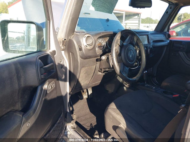 2016 JEEP WRANGLER UNLIMITED SPORT VIN: 1C4BJWDG5GL260256