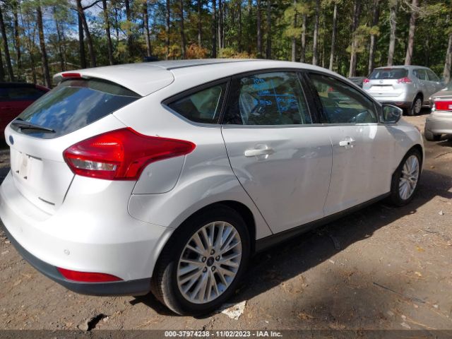 1FADP3N29JL315023 Ford Focus Titanium