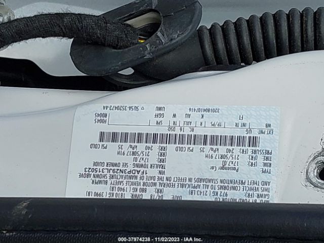 1FADP3N29JL315023 Ford Focus Titanium