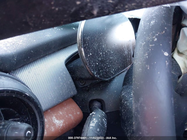 2023 MINI CONVERTIBLE WMW43DL02P3P80276 Photo 6