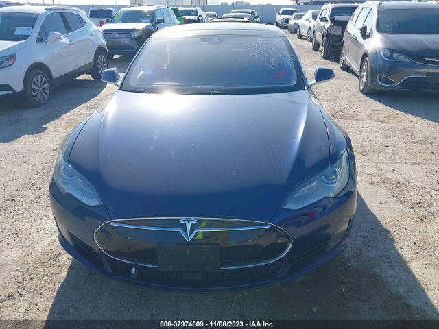 Tesla MODEL S 2015 5YJSA1S21FF094670 Image 12