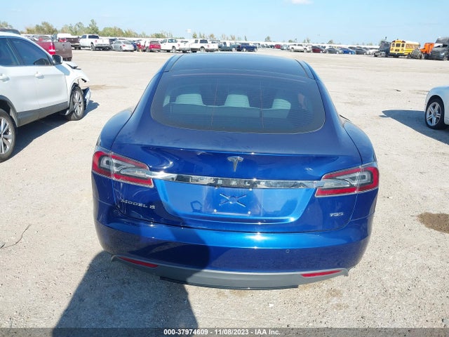 Tesla MODEL S 2015 5YJSA1S21FF094670 Image 16