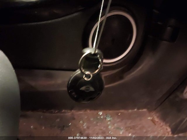 2008 MINI COOPER S WMWMF735X8TV38227 Photo 10