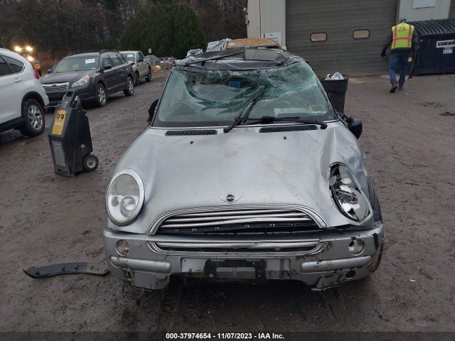 2003 MINI COOPER HARDTOP WMWRC33473TC43404 Photo 5