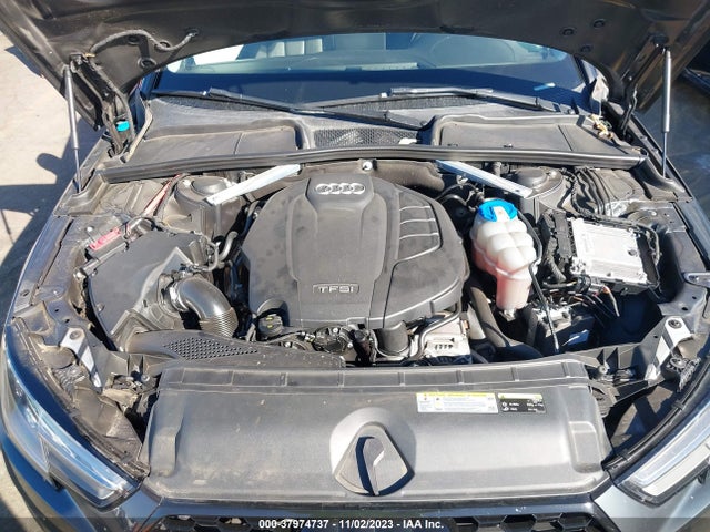 WAUGMAF4XHN055246 Audi A4 2.0t Ultra Premium