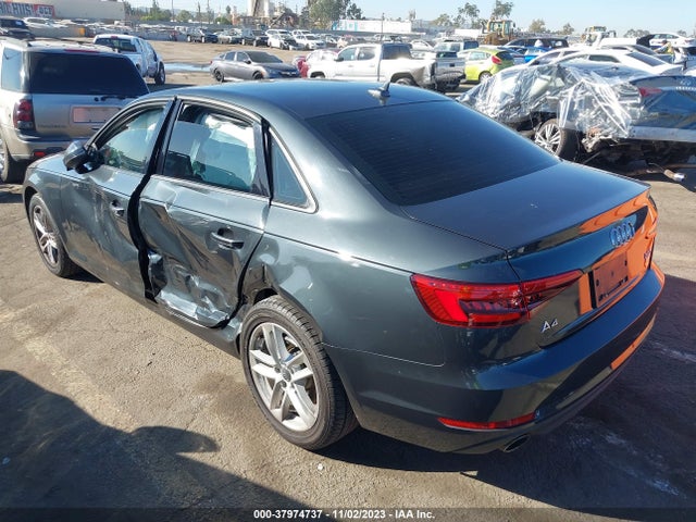 WAUGMAF4XHN055246 Audi A4 2.0t Ultra Premium