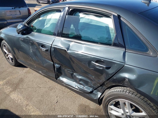 WAUGMAF4XHN055246 Audi A4 2.0t Ultra Premium