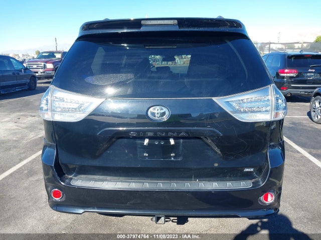 2015 TOYOTA SIENNA SE 8 PASSENGER VIN: 5TDXK3DC9FS632354