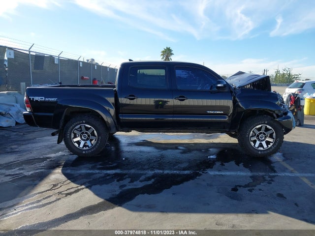 Toyota Tacoma Prerunner 2015 5TFJU4GNXFX085513 Image 13