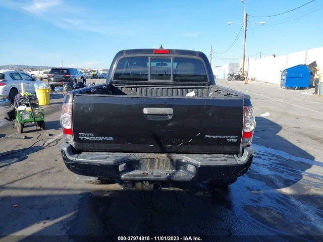 Toyota Tacoma Prerunner 2015 5TFJU4GNXFX085513 Image 16