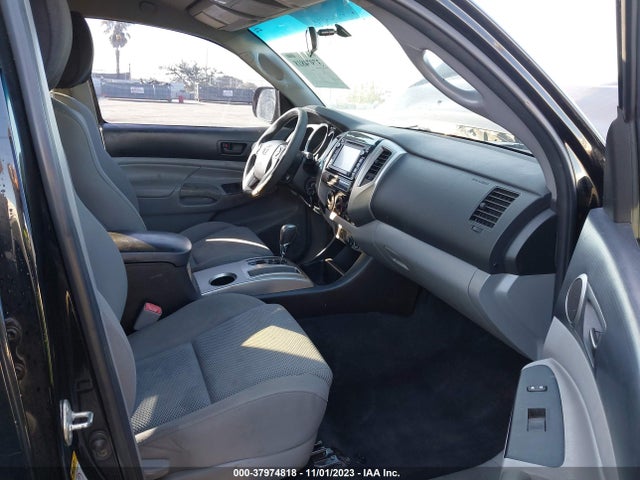 Toyota Tacoma Prerunner 2015 5TFJU4GNXFX085513 Image 5