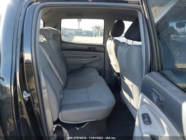 Toyota Tacoma Prerunner 2015 5TFJU4GNXFX085513 Image 8