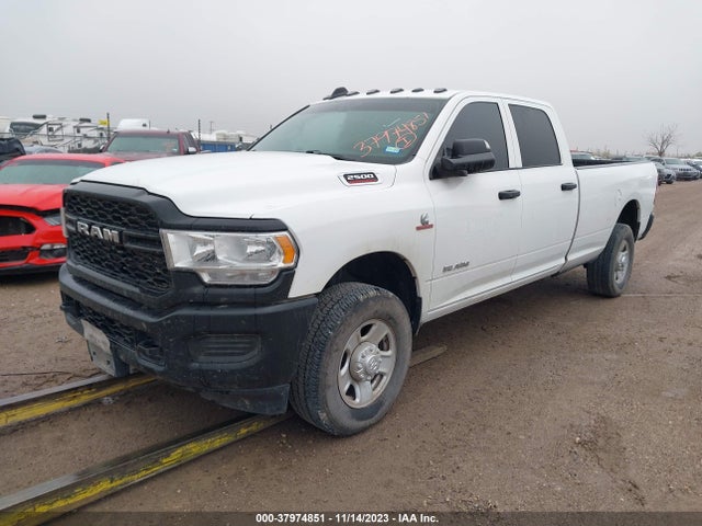 RAM 2500 Tradesman 4x4 8' Box 2022 3C6UR5HL0NG155452 Image 2