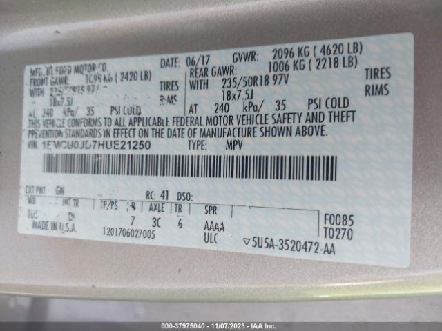 1FMCU0JD7HUE21250 Ford Escape Titanium