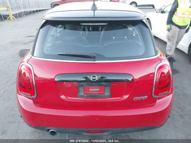 WMWXP5C54K2H97861 Mini Hardtop 2 Door Cooper