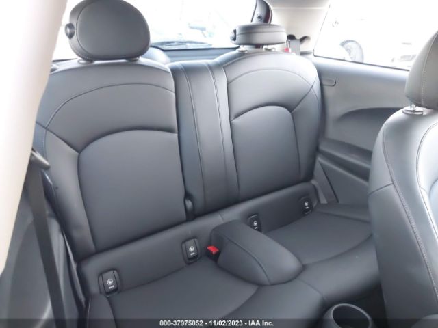 WMWXP5C54K2H97861 Mini Hardtop 2 Door Cooper