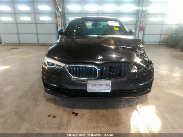WBAJB1C51JB375068 BMW 530e Xdrive Iperformance