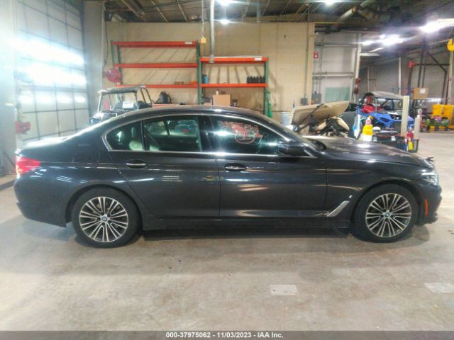 WBAJB1C51JB375068 BMW 530e Xdrive Iperformance