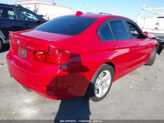 WBA3C1C51FK122104 BMW 3 Series 328i