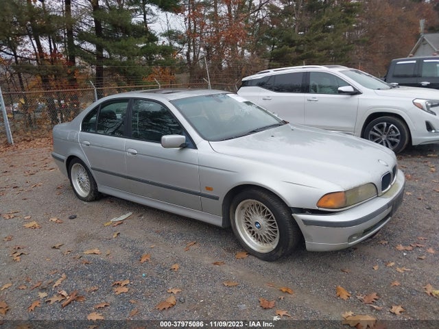 2000 BMW 528IA VIN: WBADM634XYGU23157