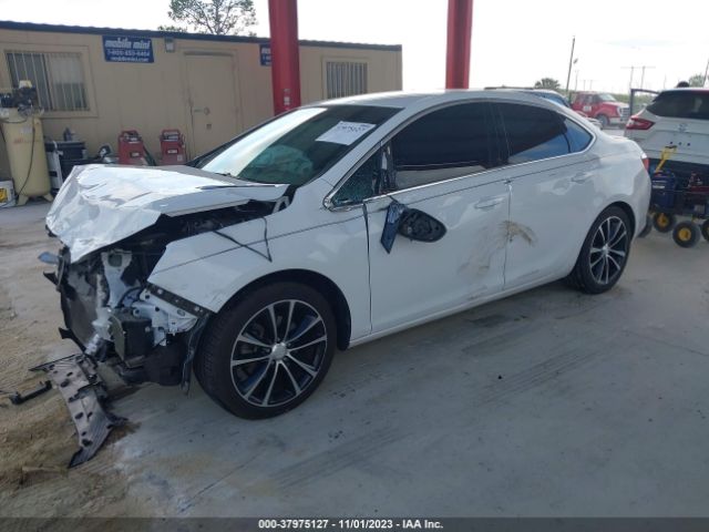 1G4PR5SK8H4109323 Buick Verano Sport Touring