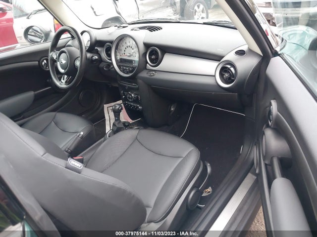2012 MINI COOPER HARDTOP WMWSU3C51CT256427 Photo 4