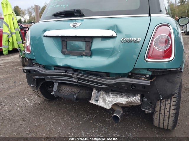 2012 MINI COOPER HARDTOP WMWSU3C51CT256427 Photo 5