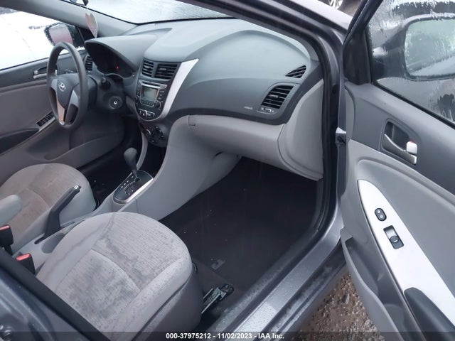 Hyundai ACCENT SE 2017 KMHCT4AE3HU273777 Image 5