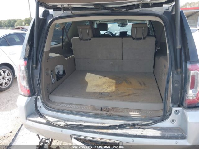 1GKS1GKC3KR284975 GMC Yukon Xl Slt