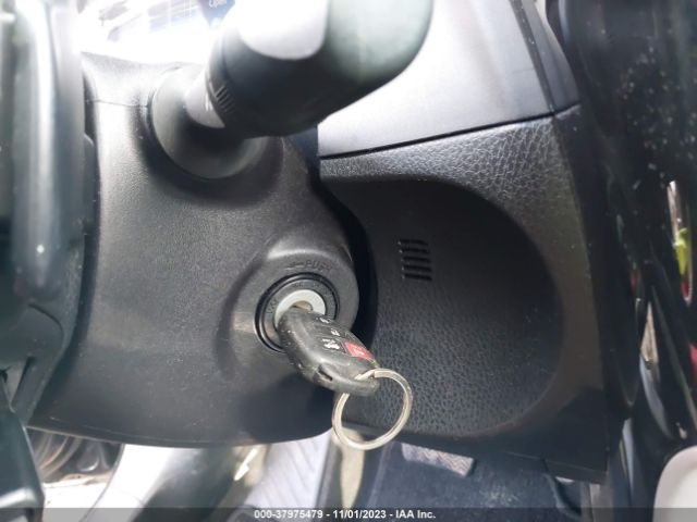 5YFBURHE7JP848899 Toyota COROLLA SE