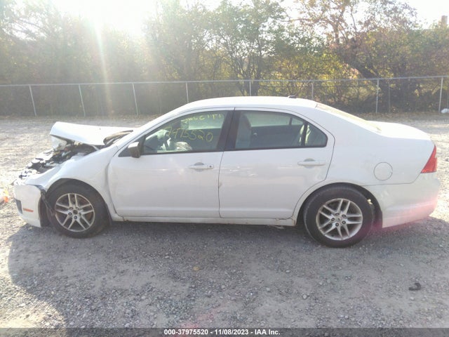 2011 FORD FUSION S VIN: 3FAHP0GA3BR219279