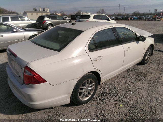 2011 FORD FUSION S VIN: 3FAHP0GA3BR219279