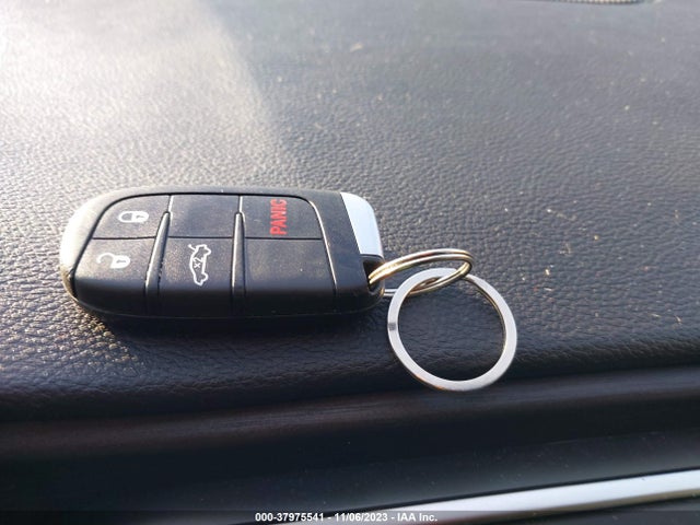 Chrysler 200 Limited 2015 1C3CCCAB9FN760935 Image 11