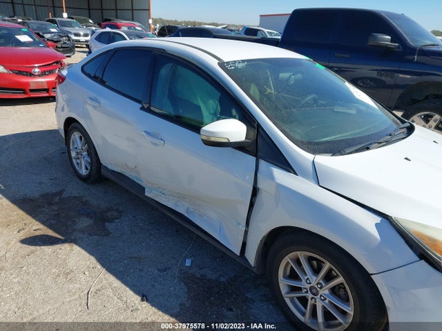 2015 FORD FOCUS SE VIN: 1FADP3F29FL263060