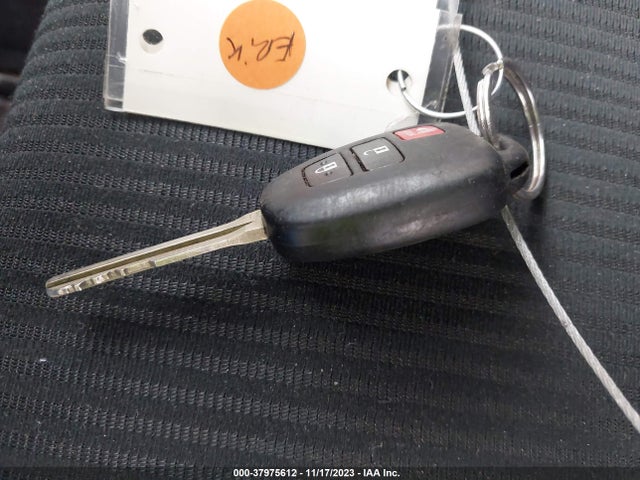 Toyota RAV4 LE 2016 2T3ZFREV9GW303671 Image 11