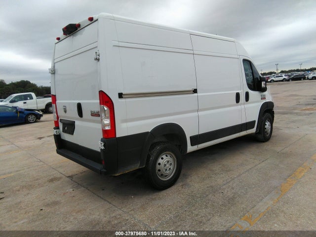 3C6TRVBG5LE138985 RAM Promaster Cargo Van