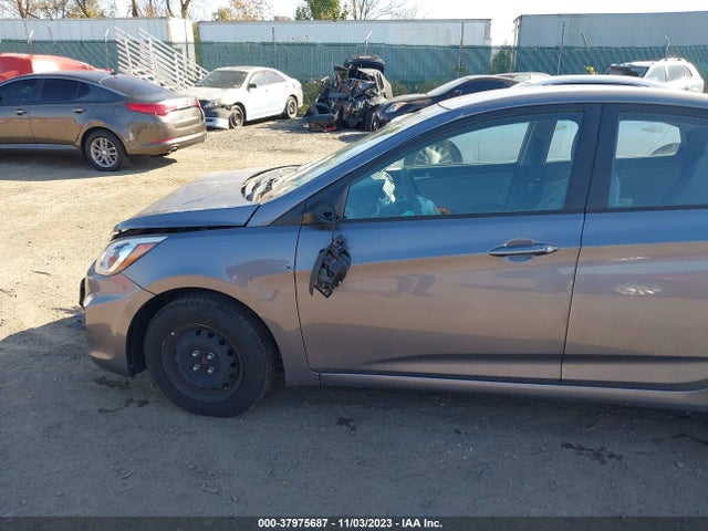 2017 HYUNDAI ACCENT SE VIN: KMHCT4AE4HU194991