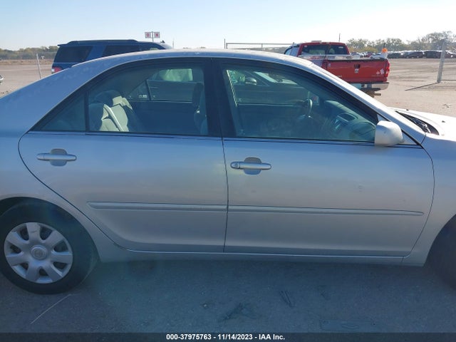 2003 TOYOTA CAMRY LE VIN: 4T1BE32K63U730045