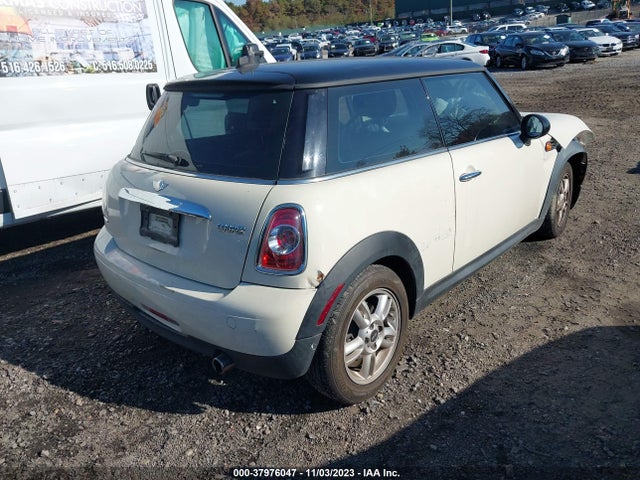 2012 MINI COOPER WMWSU3C5XCT258130 Photo 3