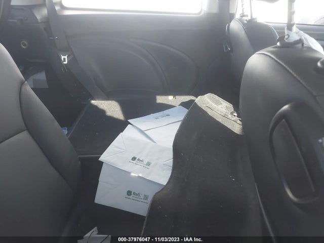 2012 MINI COOPER WMWSU3C5XCT258130 Photo 7