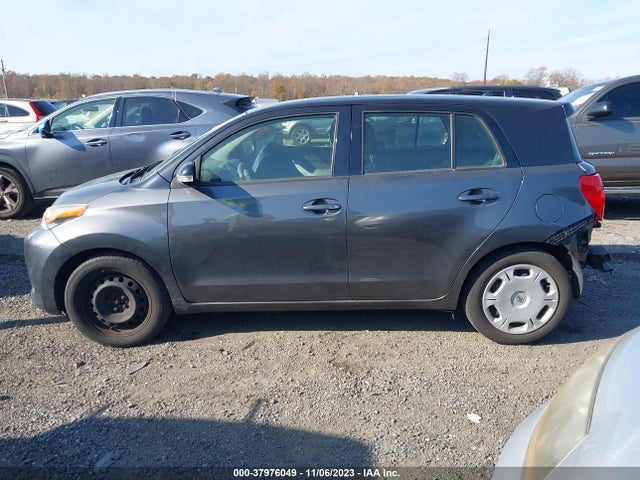 Scion XD 2014 JTKKUPB45E1040669 Image 15