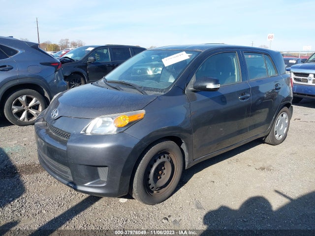 JTKKUPB45E1040669 Scion XD