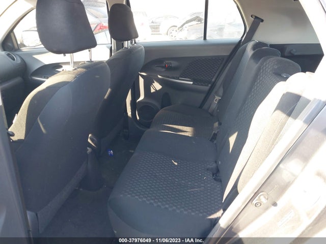 JTKKUPB45E1040669 Scion XD